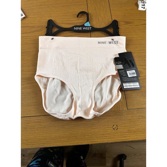 Nine West Size L Tummy Control Rear Lift Intimates Firm Shapewear - Picture 5 of 6